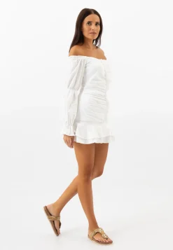 Beżowe japonki w stylu boho