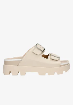 Beżowe klapki ze skóry licowej na masywnej podeszwie