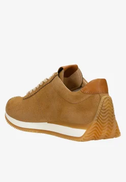 Beżowe sneakersy z dwoiny welurowej