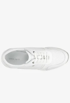 Białe sneakersy damskie na podwyższonej podeszwie