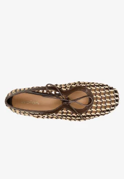brązowo-beżowe baleriny damskie z plecionki