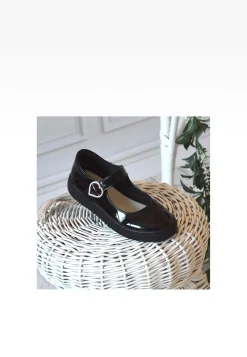 Czarne eleganckie baleriny dziewczęce z lakierowanej skóry BARTEK 83006-31