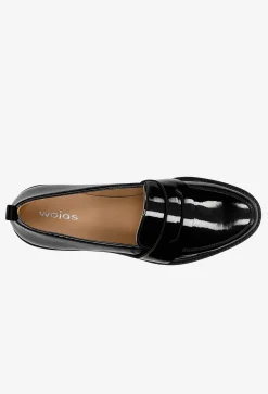 Czarne lakierowane mokasyny damskie w stylu formal