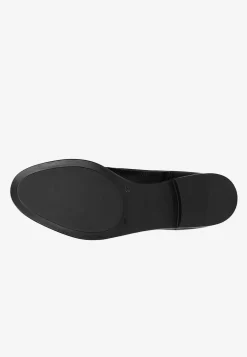 Czarne loafersy damskie ze skóry licowej