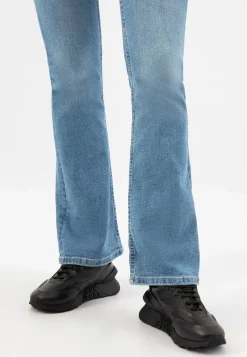 Czarne skórzane sneakersy damskie