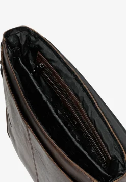 Duża torba męska na ramię z woskowanej skóry typu pull up