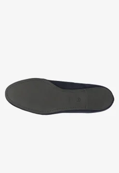 Granatowe loafersy z ozdobnymi chwostami