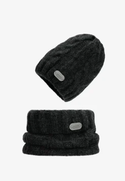 Komplet czapka + komin w kolorze czarnym