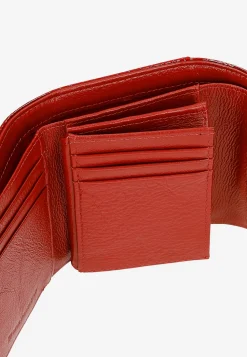 Mały lakierowany czerwony portfel damski z metalicznym połyskiem