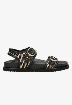 Sandały z plecionki w stylu boho z metalowymi klamrami