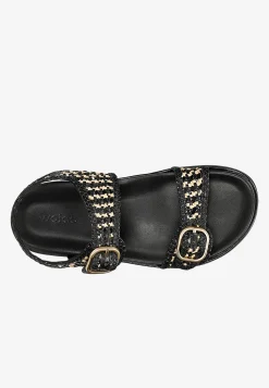 Sandały z plecionki w stylu boho z metalowymi klamrami