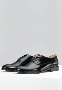Wizytowe półbuty męskie w kolorze czarnym - linia PREMIUM